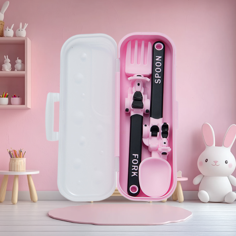 Kids 3 Wheel Scooter Cutlery Set Cartoon Cute Food Grade PP Material High Temperature Disinfectable Fork Spoon Set for Toddlers