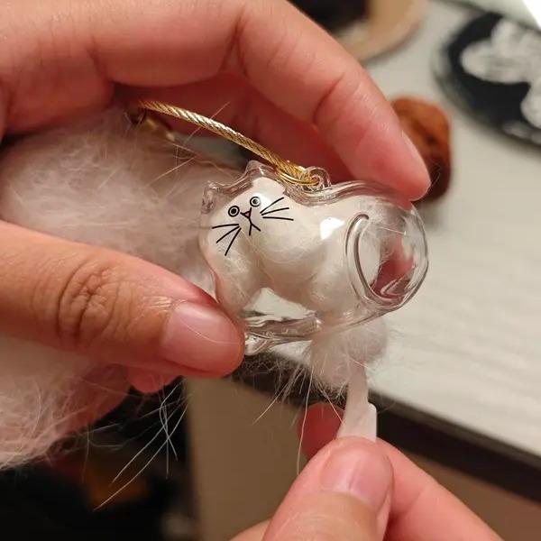 Cat Fur Memory Charm, Transparent Fur Storage Keychain, 6 Cute Designs, Mini Fur Collector, Sentimental Keepsake Pendant, Pet Memorial Gift, Cat Mom Must-Have Personalized